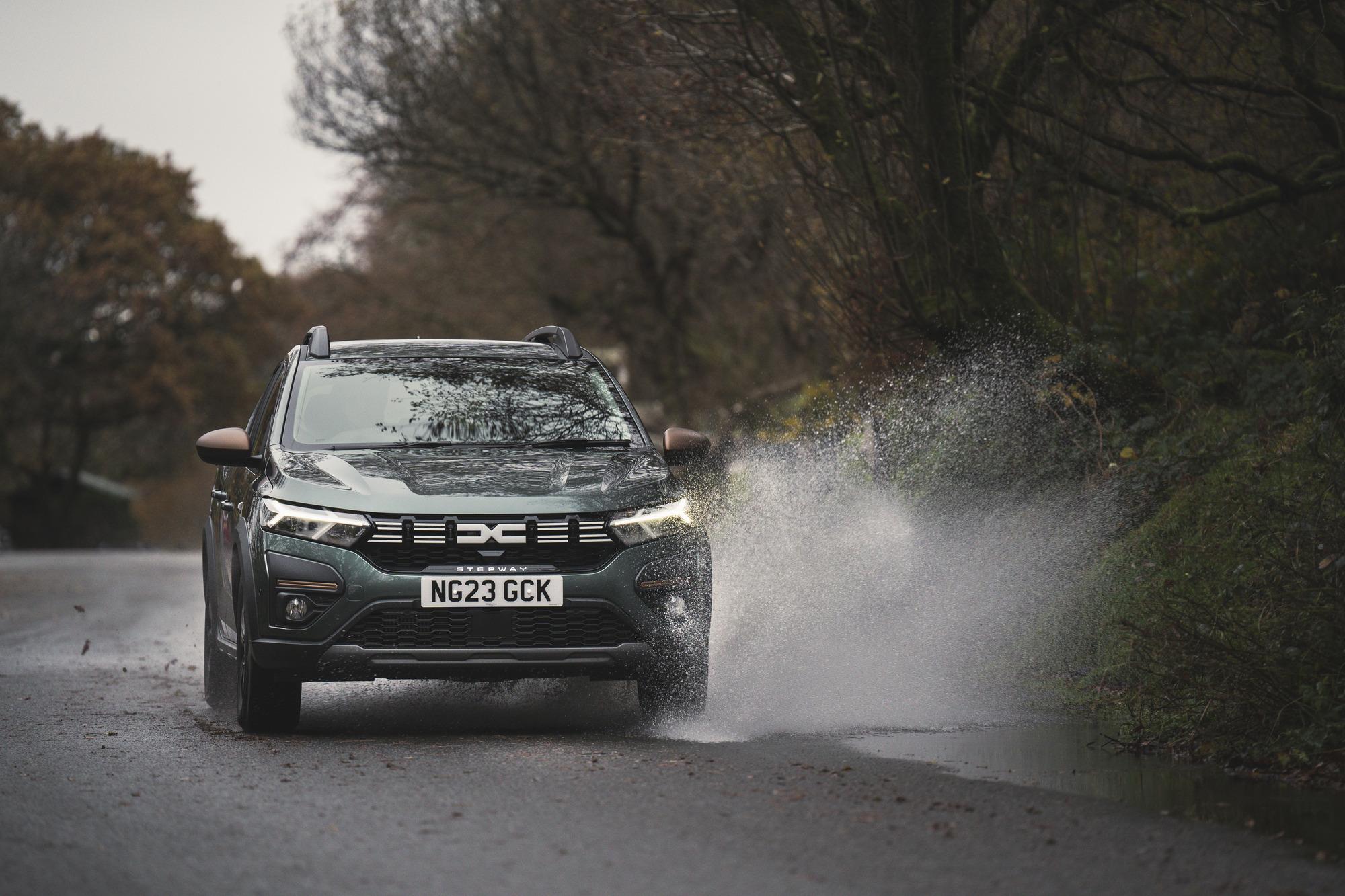 Η Dacia θα παρουσιάσει την ηλεκτρική έκδοση του Sandero το 2027